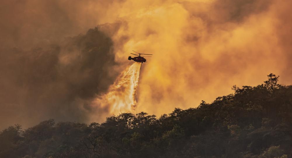 Helicopter fighting a fire